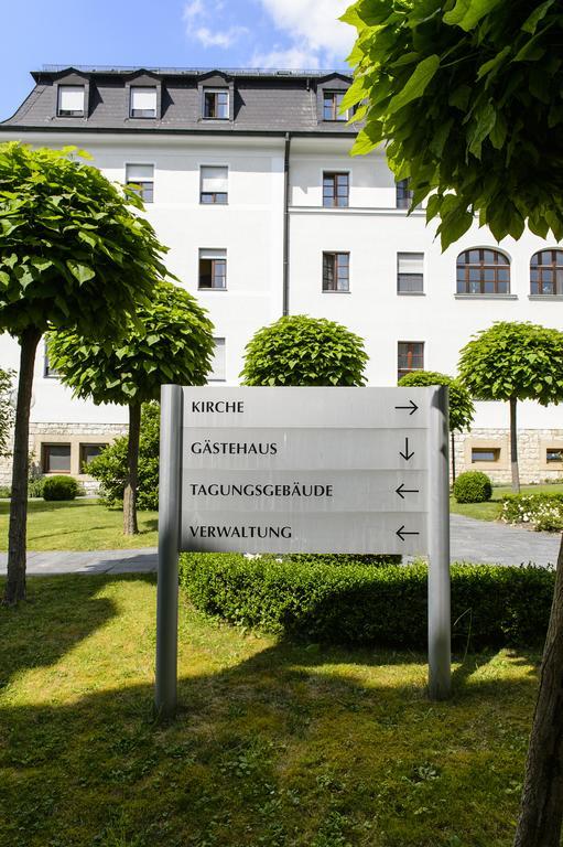 Kloster St. Josef Neumarkt in der Oberpfalz Esterno foto