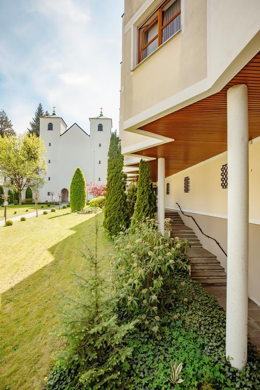 Kloster St. Josef Neumarkt in der Oberpfalz Esterno foto